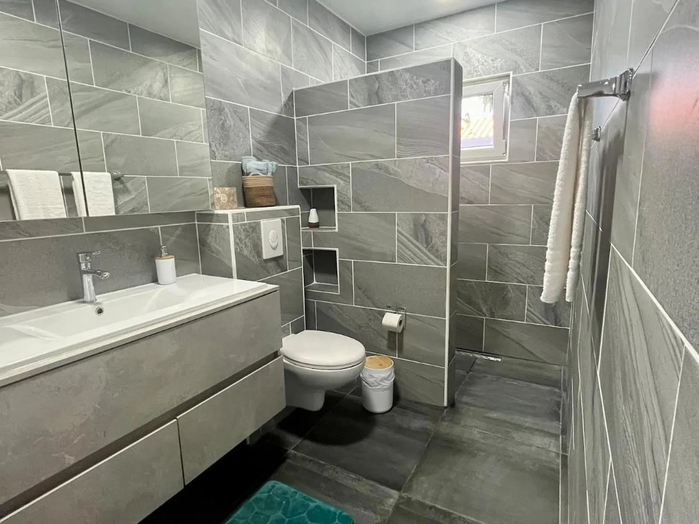 Casa Lima - 5 Mins To Eagle Beach By Lucha Noord Aruba